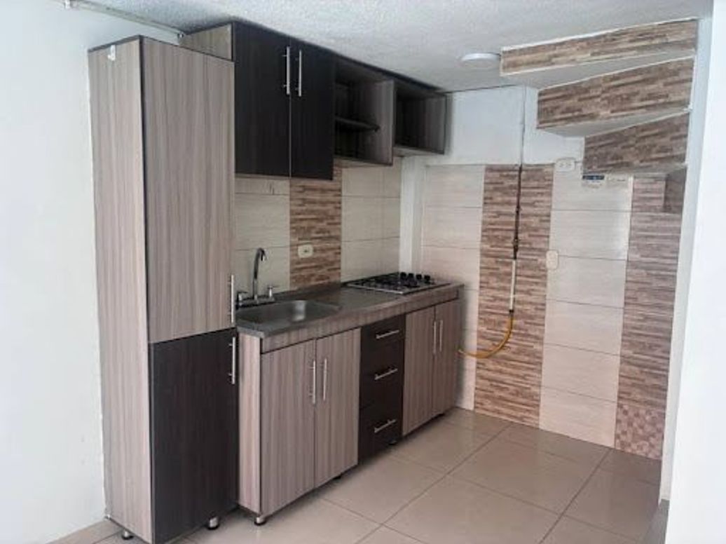 Casa de 3 alcobas en venta en Osorio Xi, Bogotá, 53 m² · foto 5 de 20