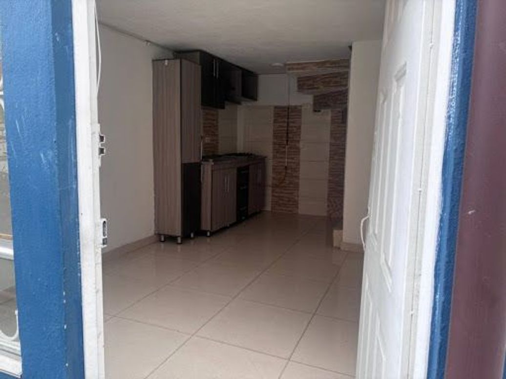 Casa de 3 alcobas en venta en Osorio Xi, Bogotá, 53 m² · foto 3 de 20