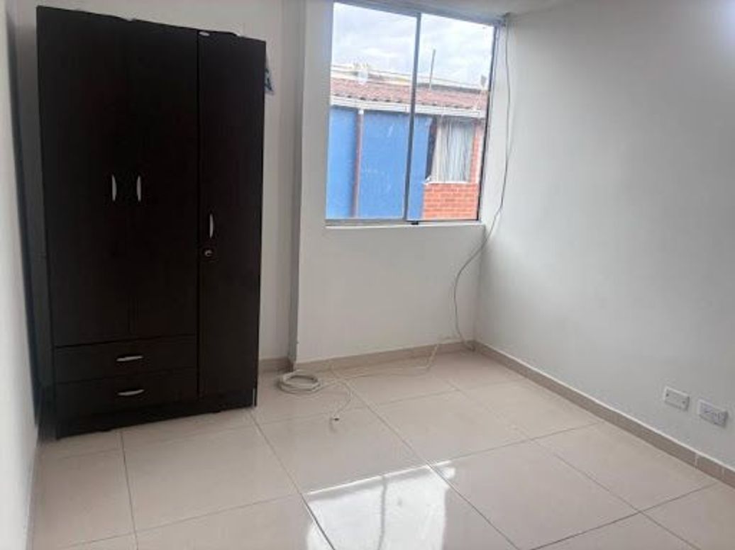 Casa de 3 alcobas en venta en Osorio Xi, Bogotá, 53 m² · foto 12 de 20