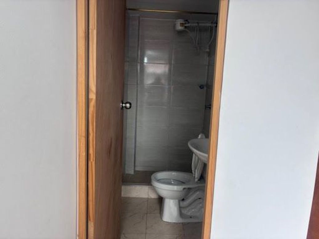 Casa de 3 alcobas en venta en Osorio Xi, Bogotá, 53 m² · foto 13 de 20