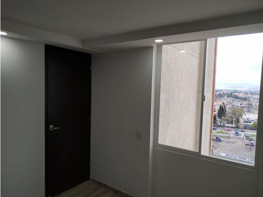 Apartamento de 2 alcobas en venta en Fontibón, Bogotá, 47 m² · foto 11 de 19
