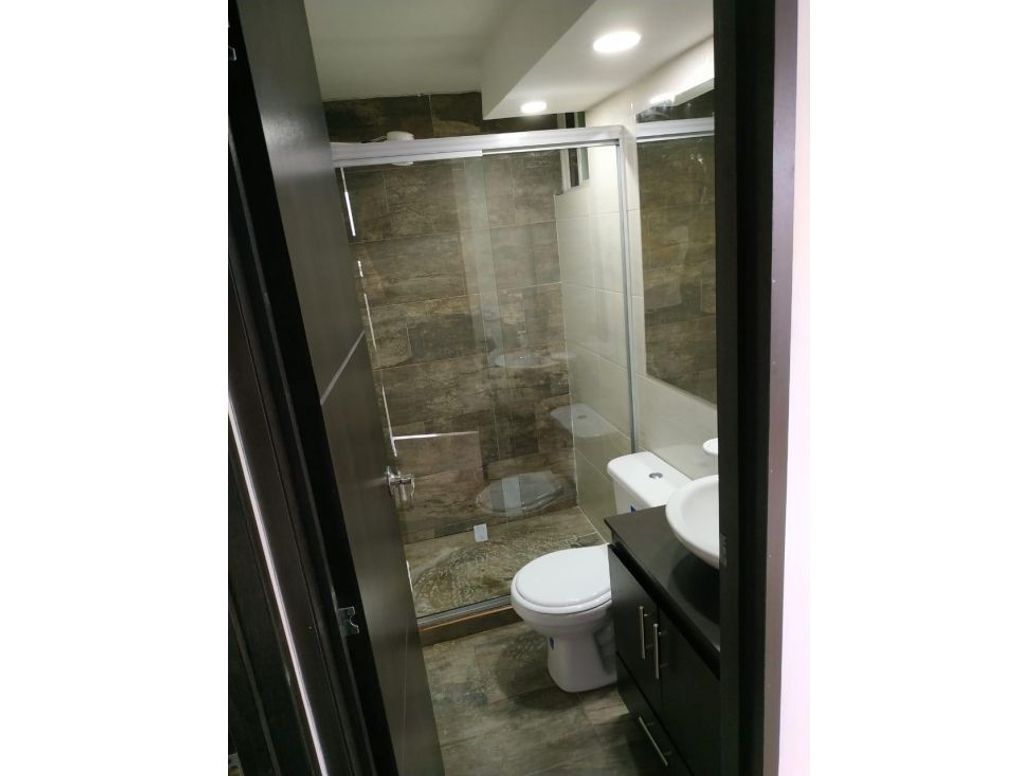 Apartamento de 2 alcobas en venta en Fontibón, Bogotá, 47 m² · foto 10 de 19
