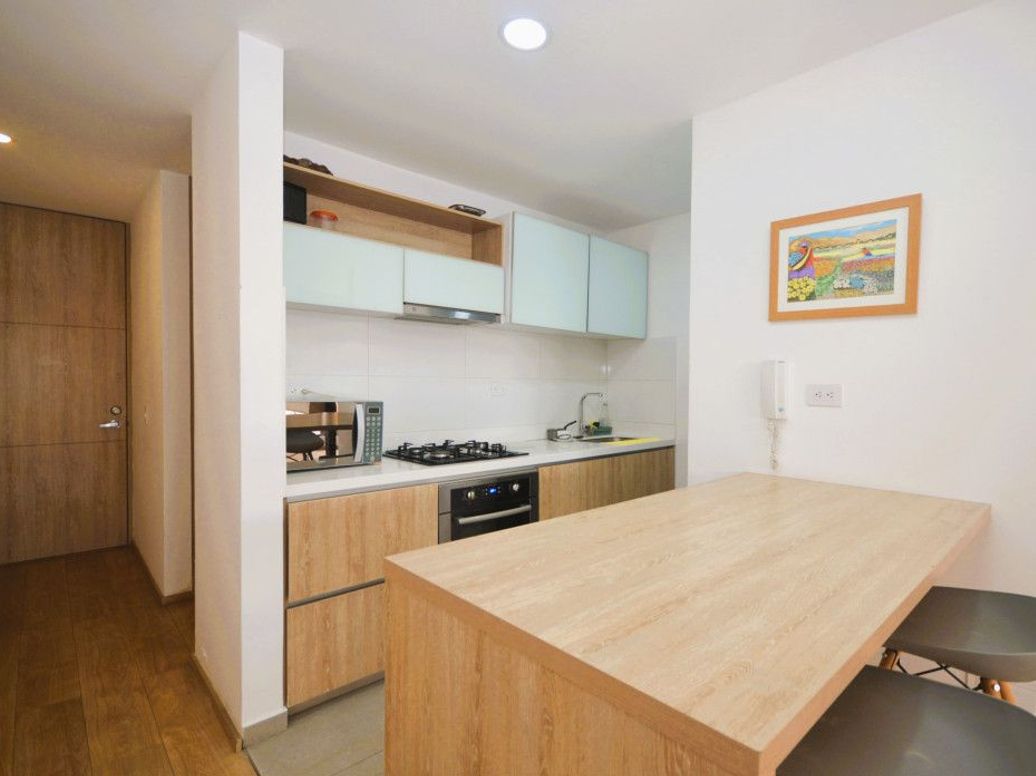 Apartamento de 1 alcoba en venta en Santa Barbara Oriental, Bogotá, 46 m² · foto 6 de 20