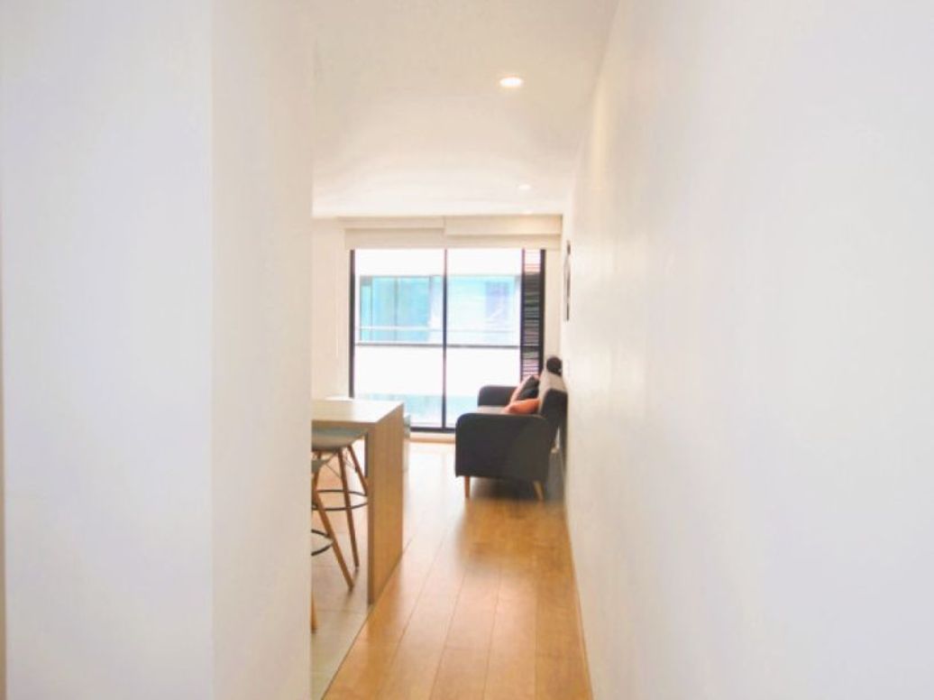 Apartamento de 1 alcoba en venta en Santa Barbara Oriental, Bogotá, 46 m² · foto 2 de 20