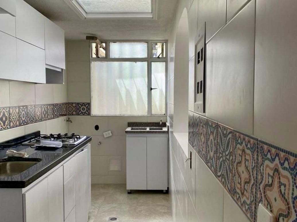 Apartamento de 2 alcobas en venta en Alhambra, Bogotá, 70 m² · foto 2 de 6