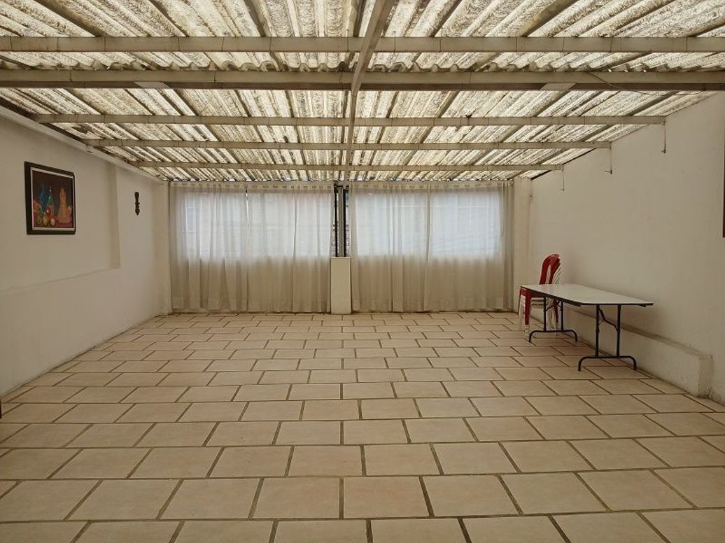 Casa de 5 alcobas en venta en Gustavo Restrepo, Bogotá, 292 m² · foto 18 de 20