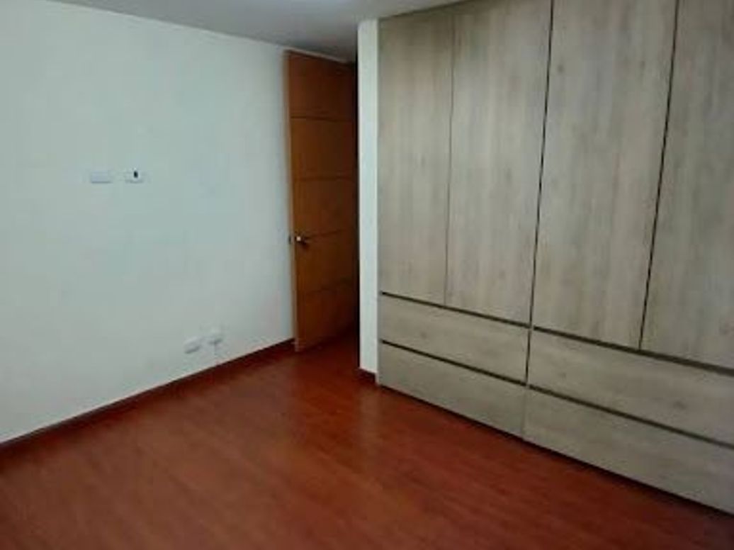 Apartamento de 2 alcobas en venta en Caobos Salazar, Bogotá, 80 m² · foto 15 de 19