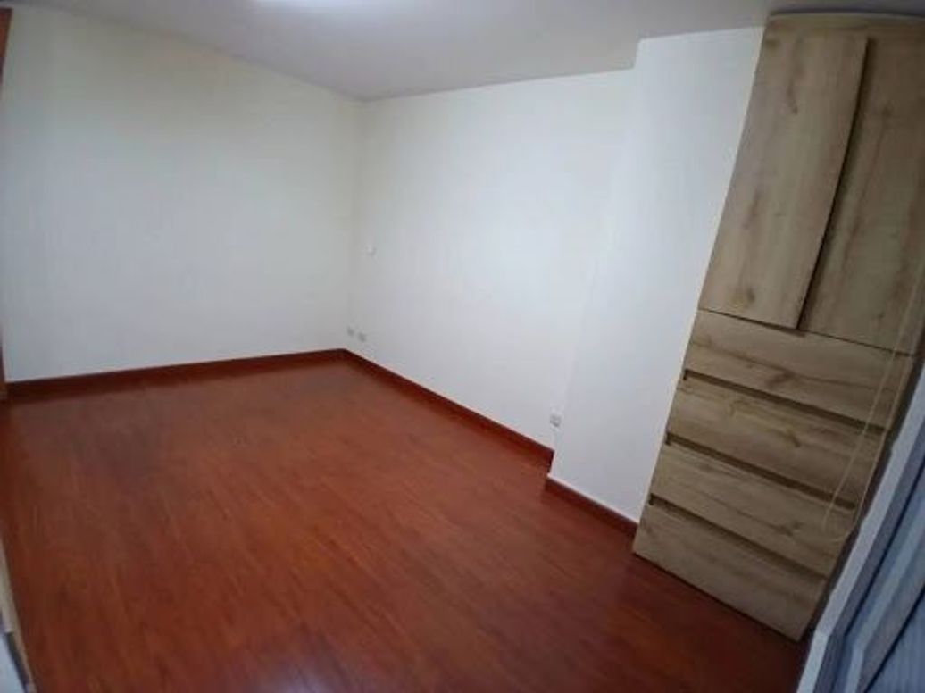 Apartamento de 2 alcobas en venta en Caobos Salazar, Bogotá, 80 m² · foto 9 de 19