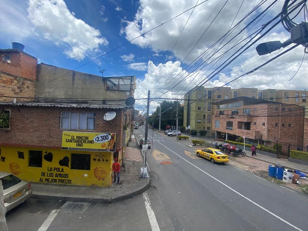 Casa de 4 alcobas en venta en Los Naranjos, Bogotá, 185 m² · foto 10 de 10