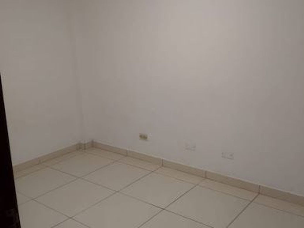 Casa de 8 alcobas en venta en Santa Rita, Bogotá, 240 m² · foto 10 de 20