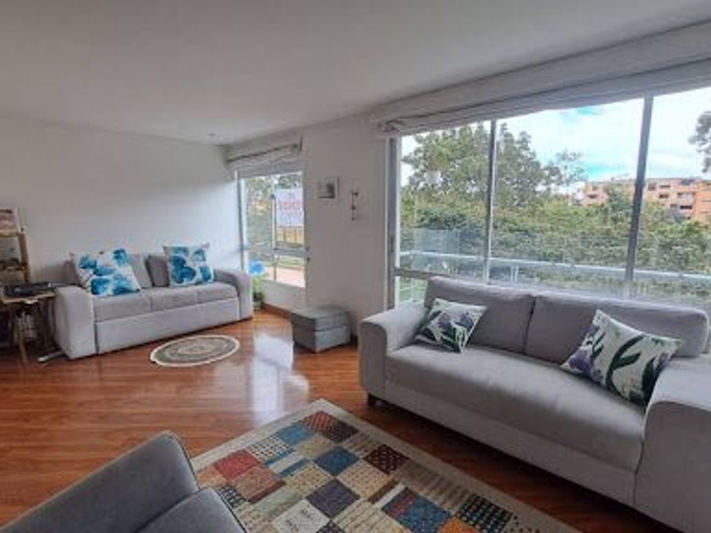 Apartamento de 3 alcobas en venta en El Contador, Bogotá, 95 m² · foto 3 de 15