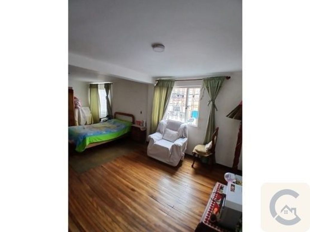 Casa de 7 alcobas en venta en Santa Isabel, Bogotá, 126 m² · foto 16 de 16