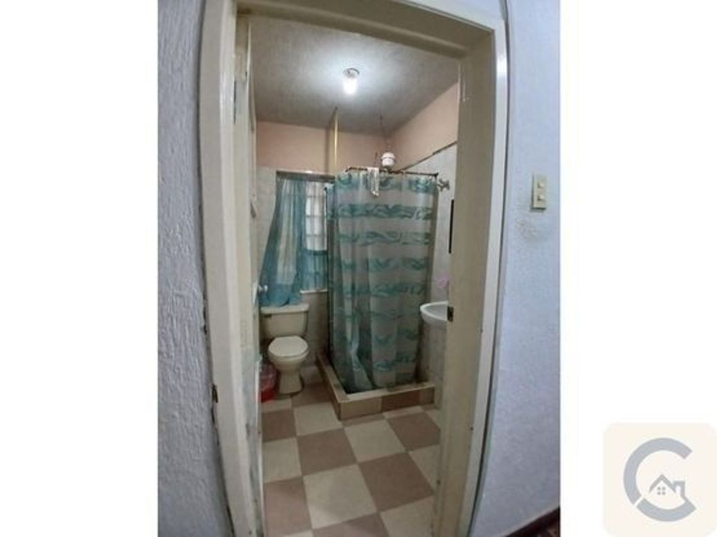 Casa de 7 alcobas en venta en Santa Isabel, Bogotá, 126 m² · foto 7 de 16
