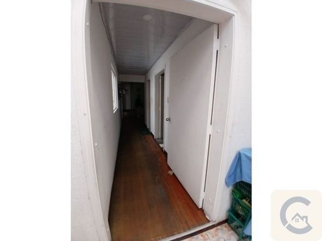 Casa de 7 alcobas en venta en Santa Isabel, Bogotá, 126 m² · foto 5 de 16