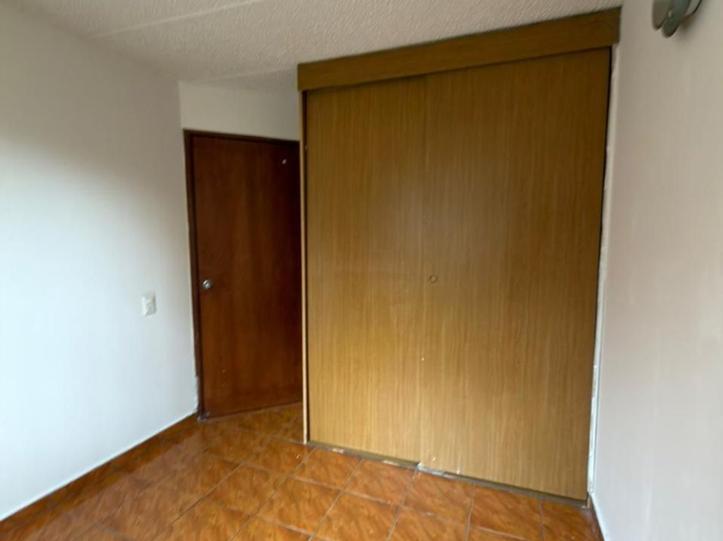 Apartamento de 2 alcobas en venta en Alcaparros De Sauzalito, Bogotá, 49 m² · foto 7 de 13