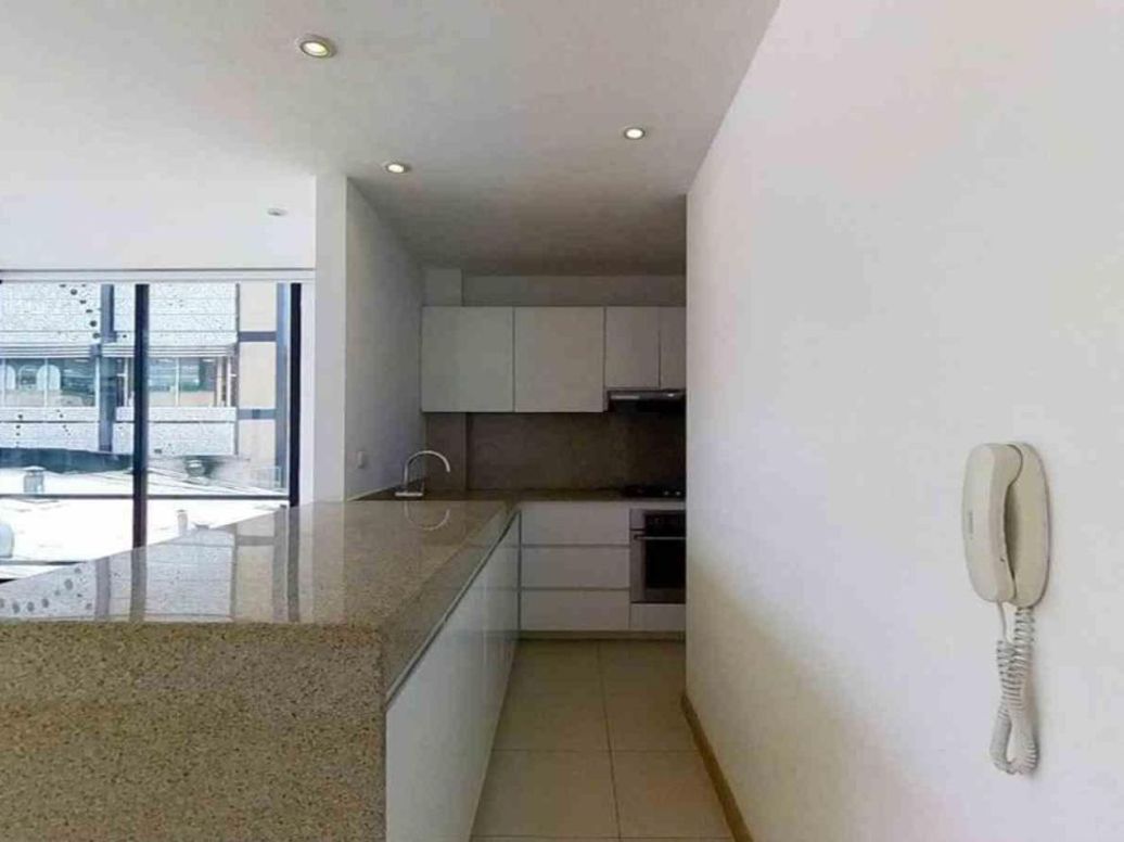 Apartamento de 2 alcobas en venta en Santa Paula, Bogotá, 64 m² · foto 2 de 15