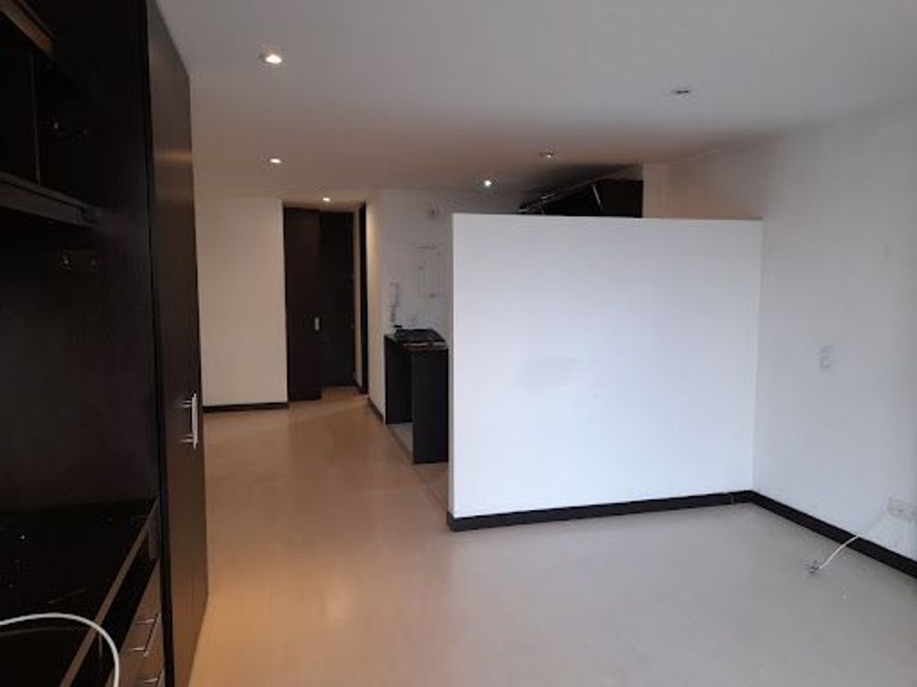 Apartamento de 1 alcoba en venta en Chapinero Central, Bogotá, 35 m² · foto 5 de 13
