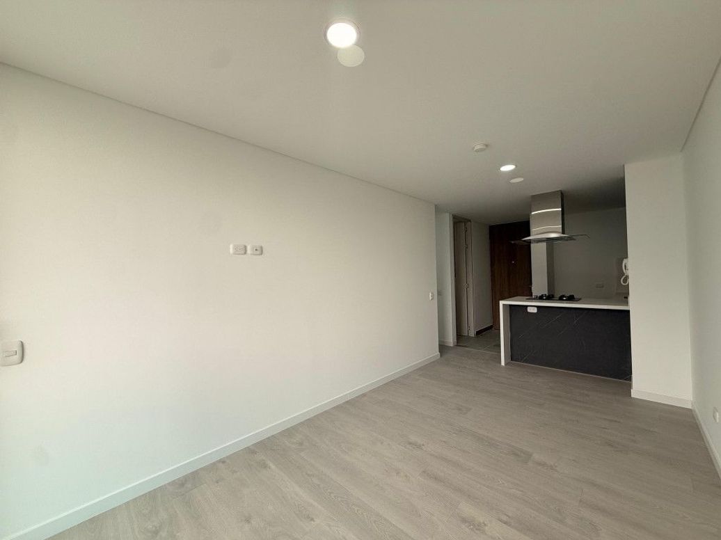 Apartamento de 2 alcobas en venta en San Jose De Usaquen, Bogotá, 63 m² · foto 2 de 14