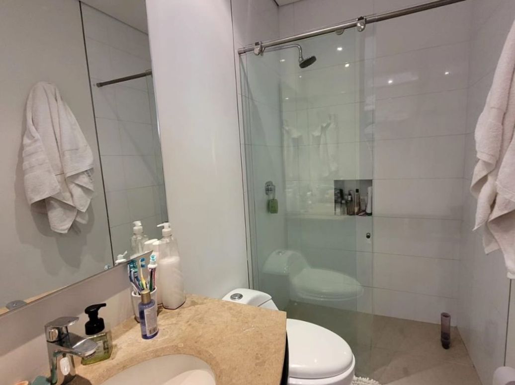 Apartamento de 1 alcoba en venta en El Nogal, Bogotá, 41 m² · foto 2 de 8