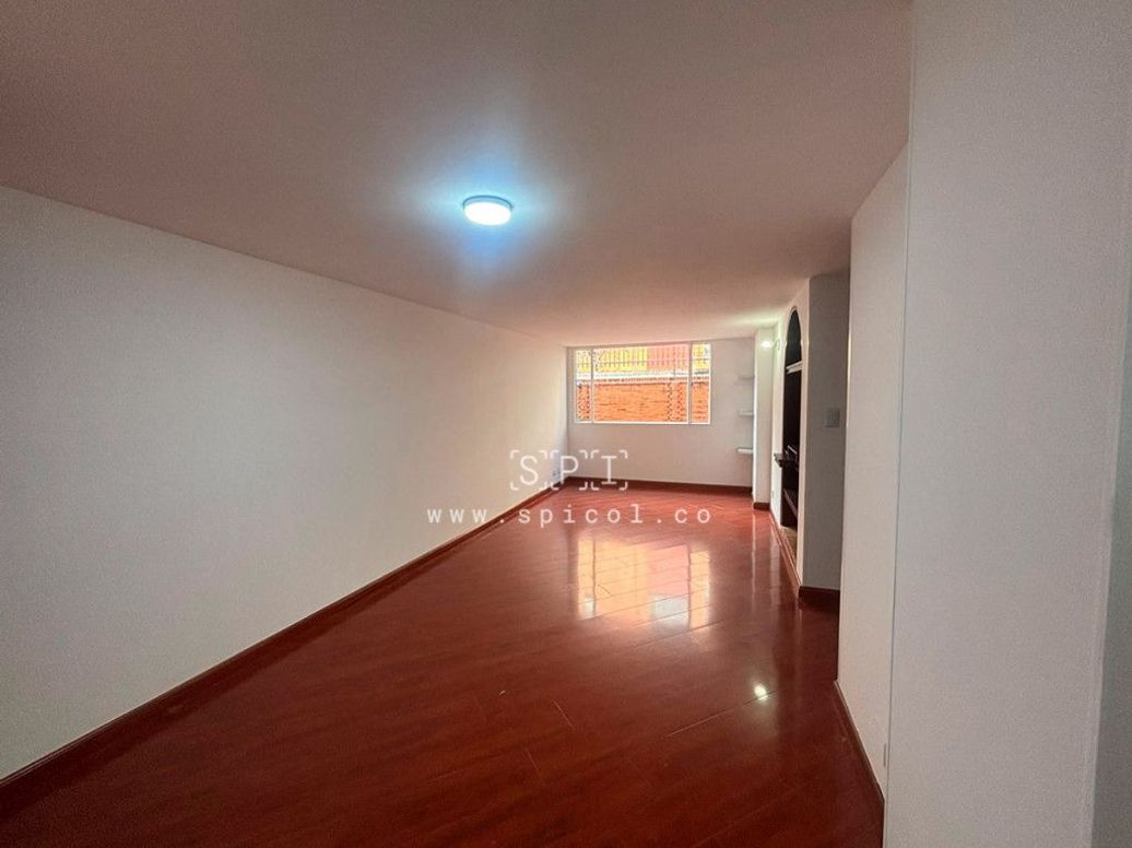 Apartamento de 3 alcobas en venta en Estrella Del Norte, Bogotá, 62 m² · foto 2 de 17