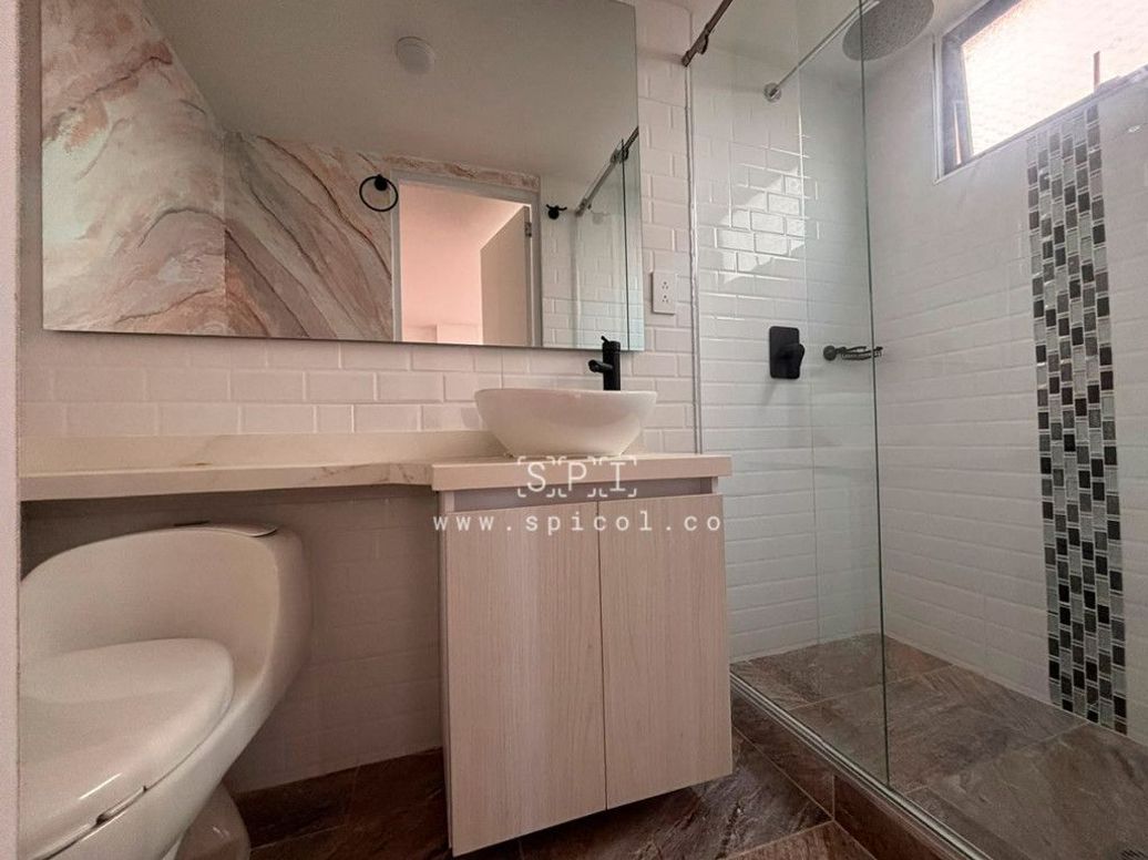 Apartamento de 3 alcobas en venta en Estrella Del Norte, Bogotá, 62 m² · foto 5 de 17