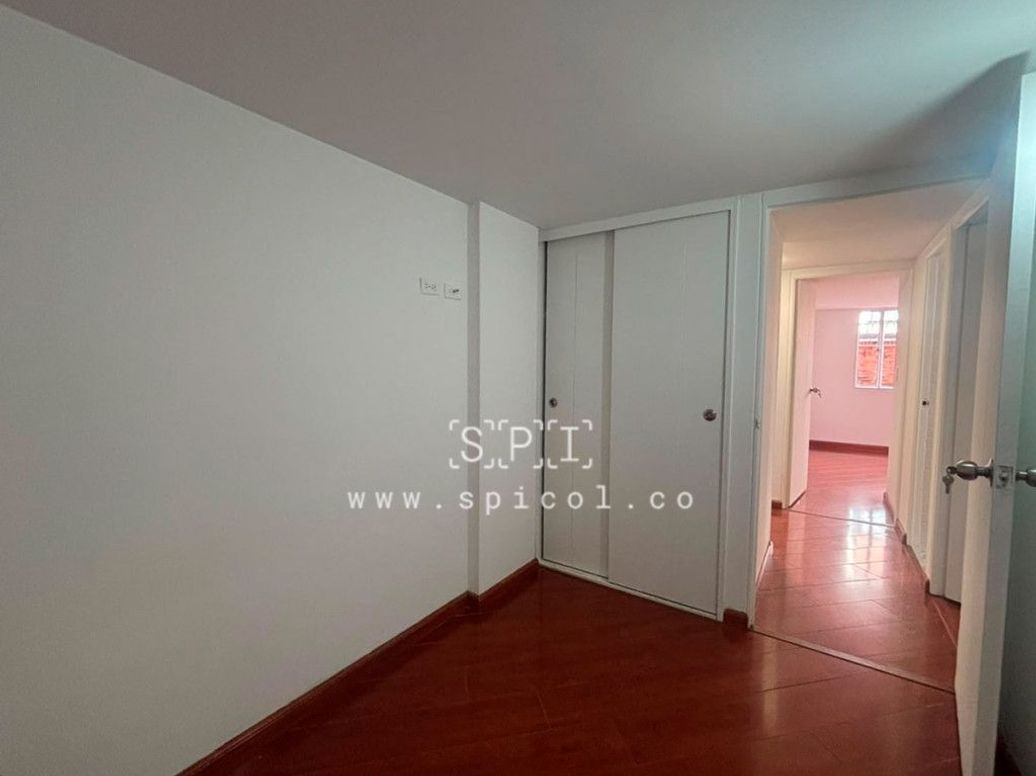 Apartamento de 3 alcobas en venta en Estrella Del Norte, Bogotá, 62 m² · foto 10 de 17