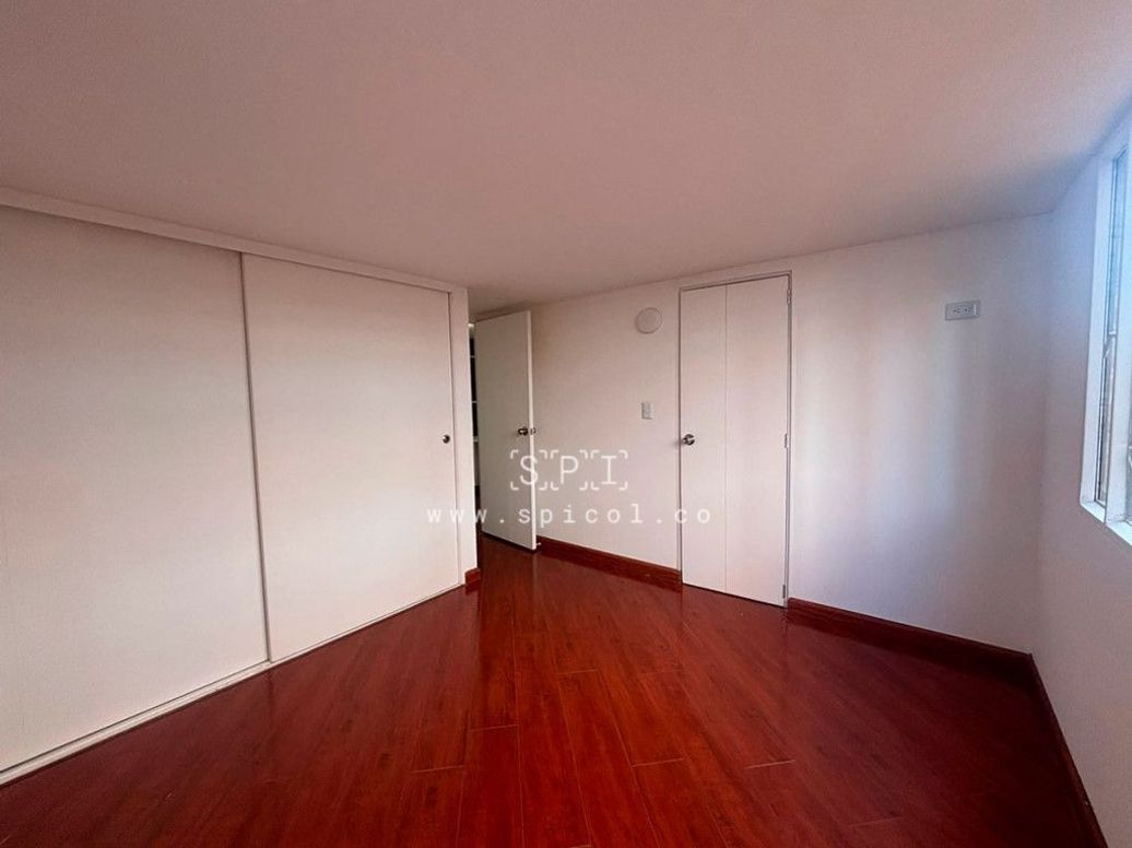Apartamento de 3 alcobas en venta en Estrella Del Norte, Bogotá, 62 m² · foto 8 de 17
