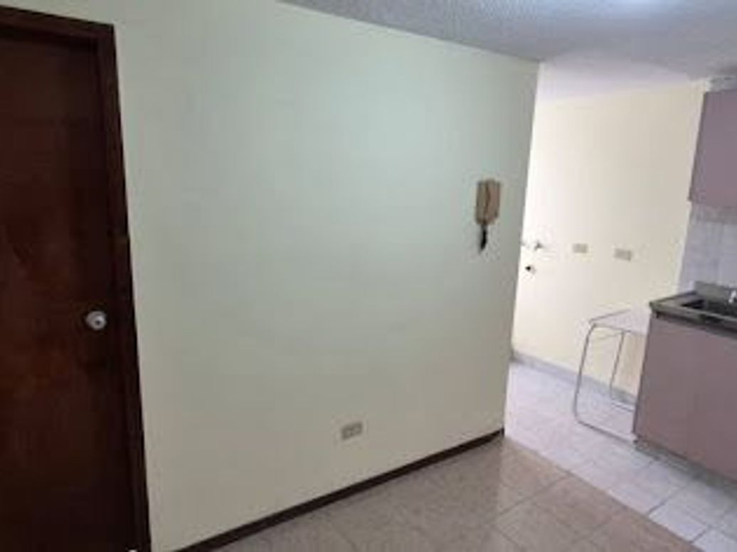 Apartaestudio en venta en Britalia, Bogotá, 26 m² · foto 6 de 12
