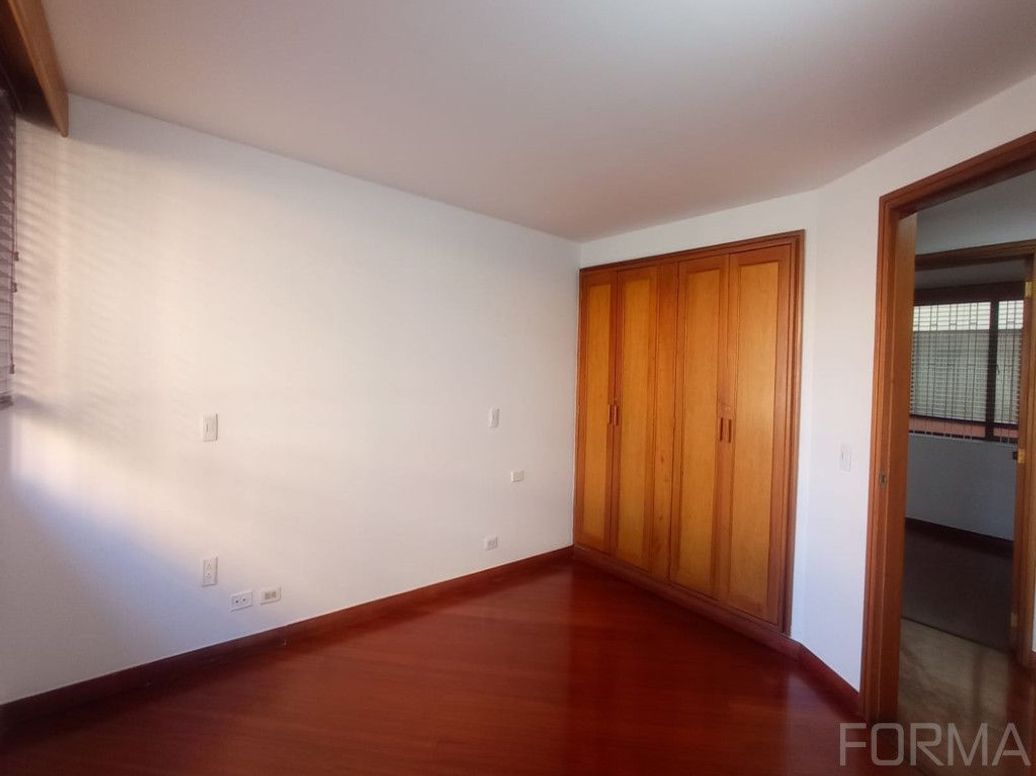 Apartamento de 3 alcobas en venta en San Patricio, Bogotá, 104 m² · foto 14 de 20