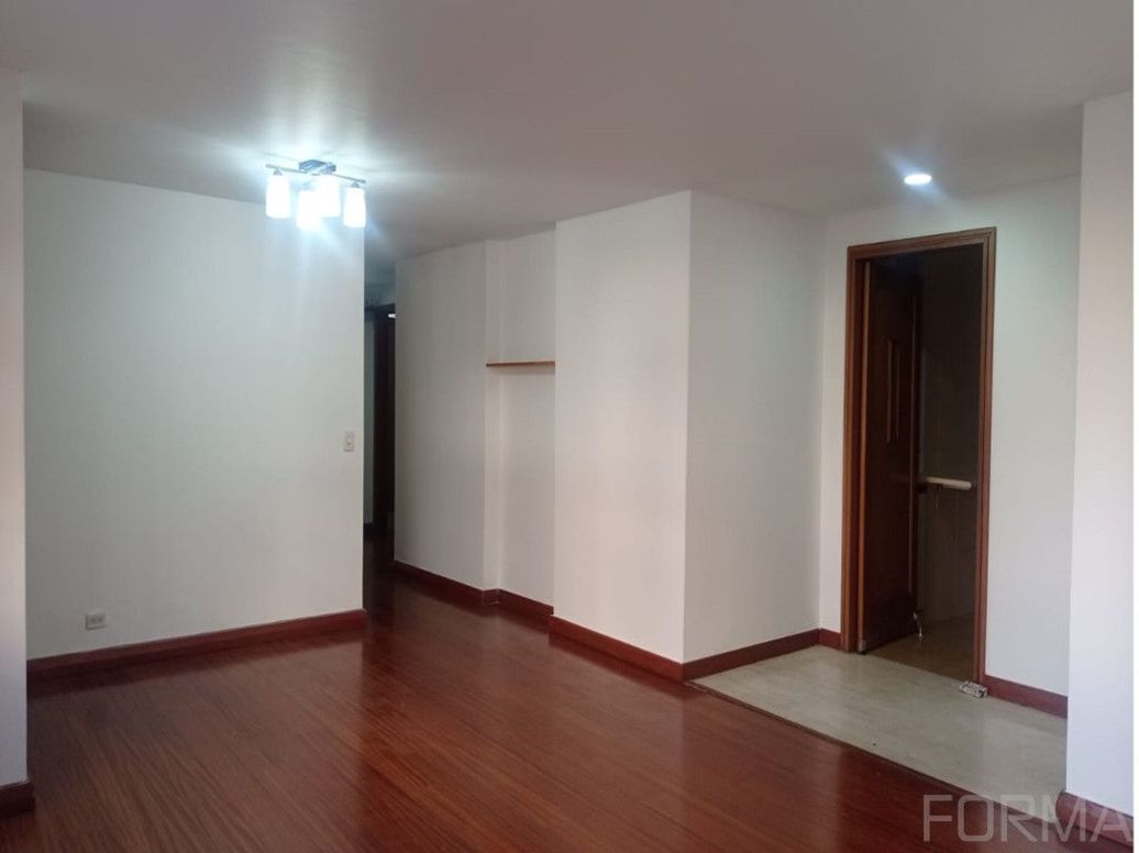 Apartamento de 3 alcobas en venta en San Patricio, Bogotá, 104 m² · foto 6 de 20