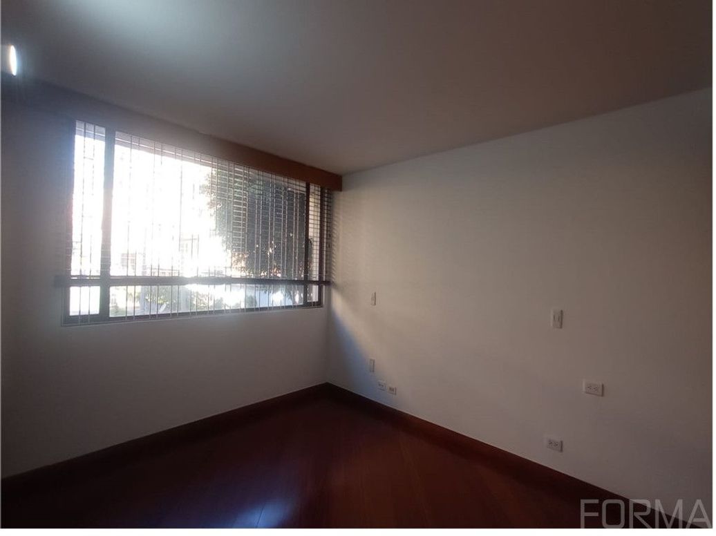 Apartamento de 3 alcobas en venta en San Patricio, Bogotá, 104 m² · foto 19 de 20