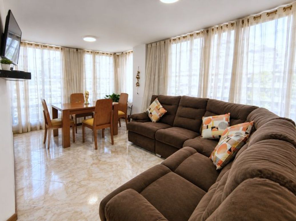 Apartamento de 2 alcobas en venta en San Luis, Bogotá, 59 m² · foto 2 de 13