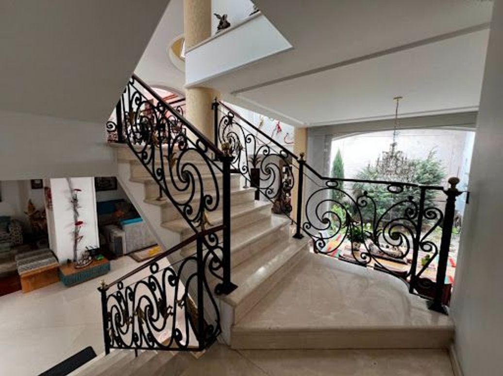Casa de 4 alcobas en venta en Santa Barbara Alta, Bogotá, 370 m² · foto 16 de 20