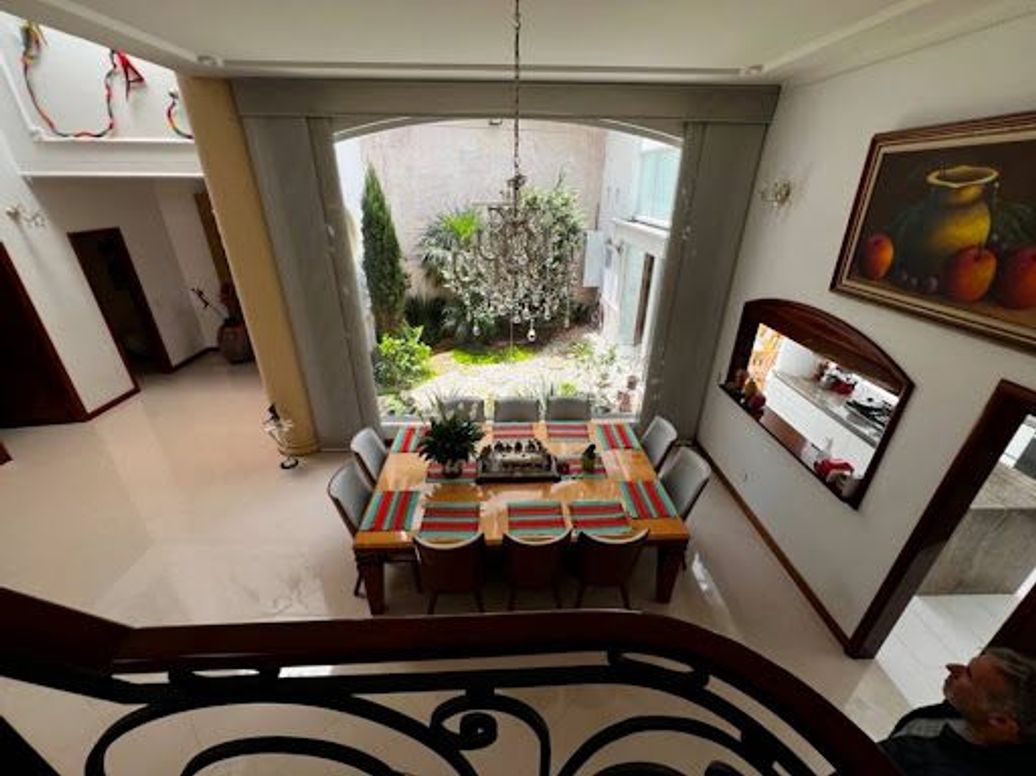 Casa de 4 alcobas en venta en Santa Barbara Alta, Bogotá, 370 m² · foto 10 de 20