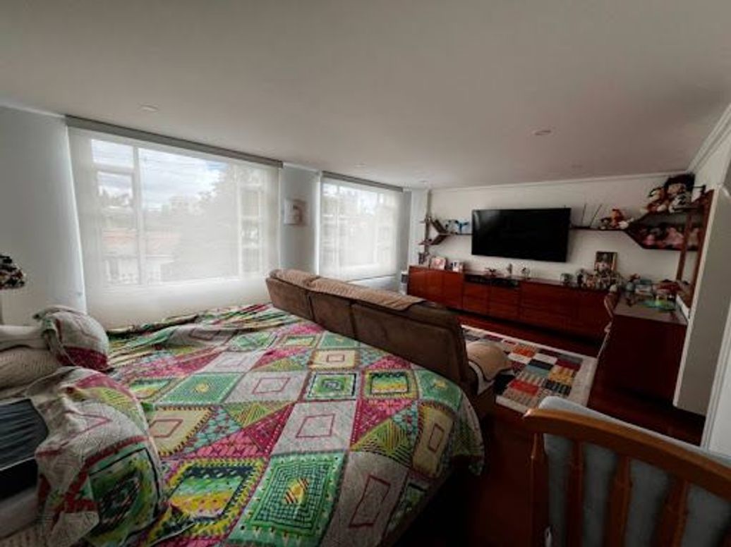 Casa de 4 alcobas en venta en Santa Barbara Alta, Bogotá, 370 m² · foto 18 de 20