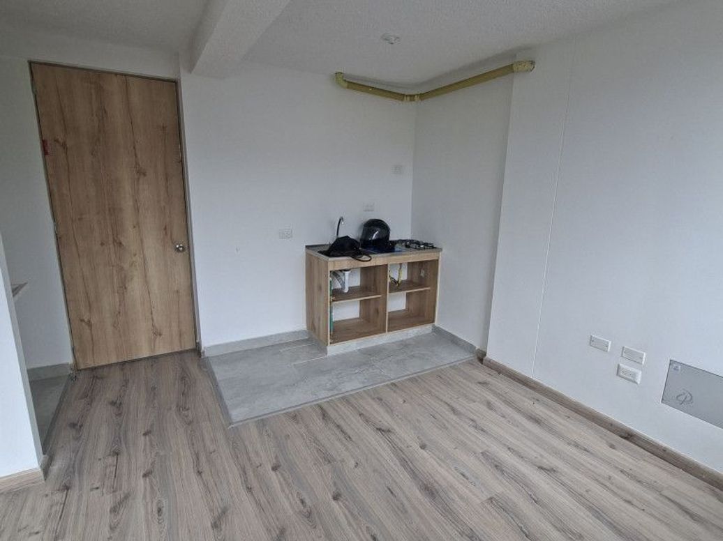 Apartamento de 1 alcoba en venta en La Esperanza Norte, Bogotá, 38 m² · foto 2 de 6