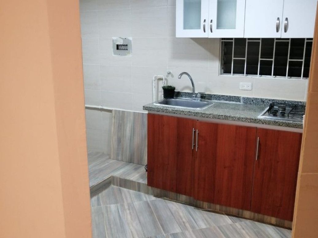 Apartamento de 3 alcobas en venta en El Condado De La Paz, Bogotá, 53 m² · foto 5 de 14