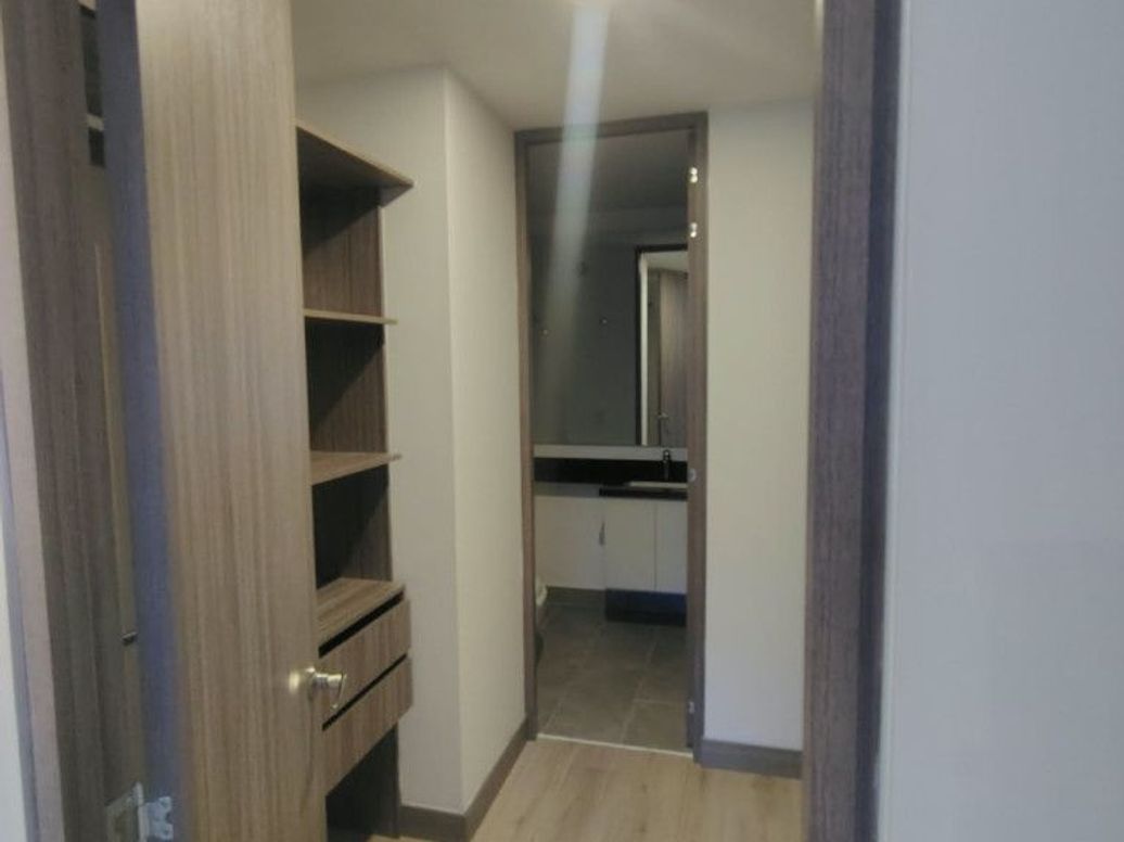 Apartamento de 2 alcobas en venta en San Victorino, Bogotá, 68 m² · foto 7 de 20