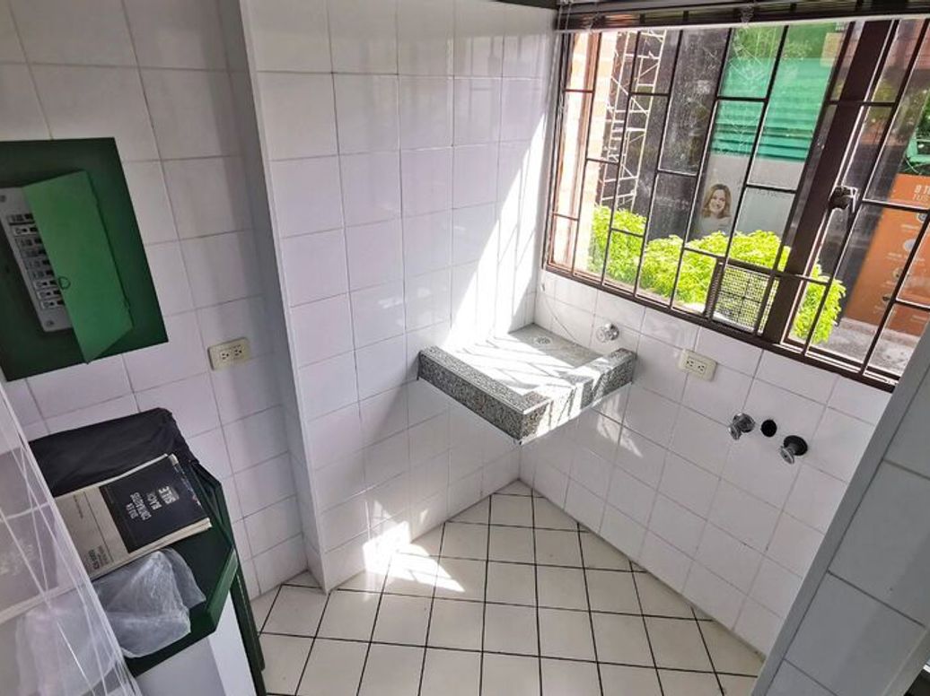 Apartamento de 3 alcobas en venta en El Contador, Bogotá, 76 m² · foto 6 de 15