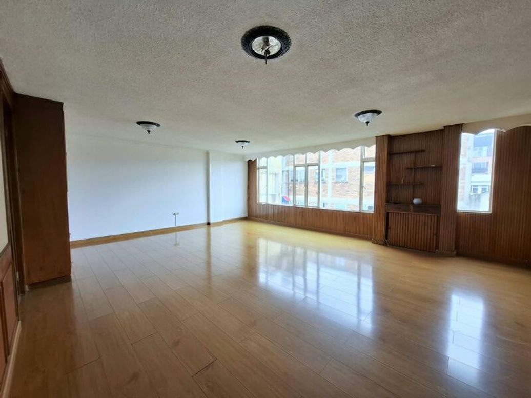 Apartamento de 3 alcobas en venta en Sears, Bogotá, 129 m² · foto 3 de 20