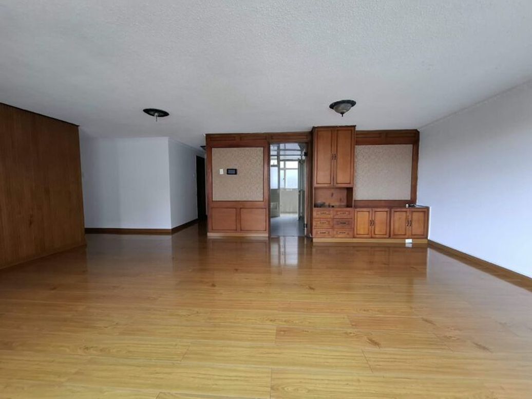Apartamento de 3 alcobas en venta en Sears, Bogotá, 129 m² · foto 4 de 20