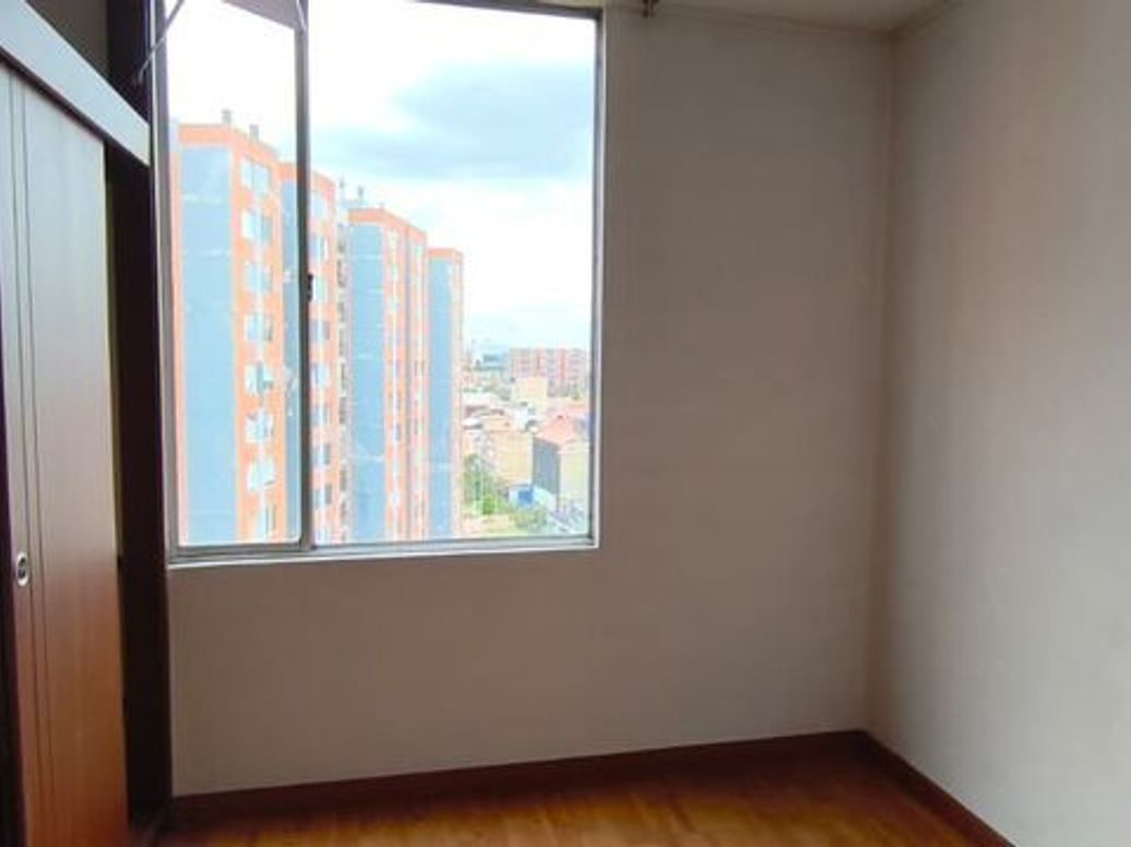 Apartamento de 3 alcobas en venta en Monterrey, Bogotá, 56 m² · foto 10 de 20