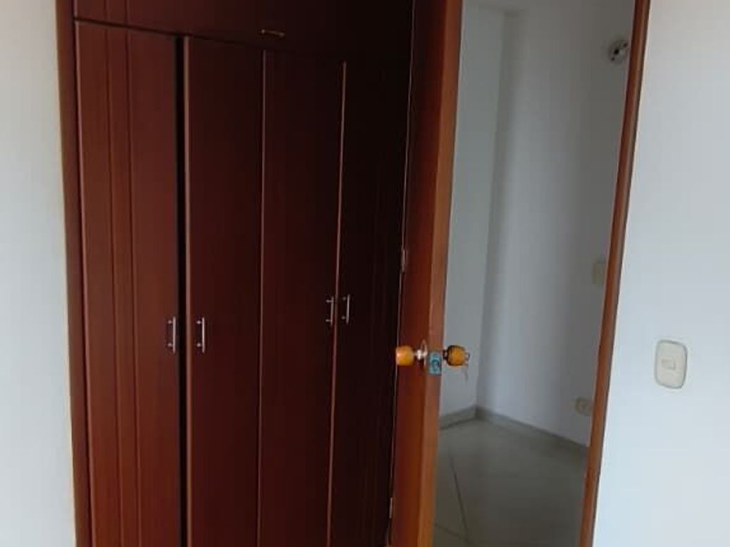 Apartamento de 3 alcobas en venta en Monterrey, Bogotá, 56 m² · foto 12 de 20