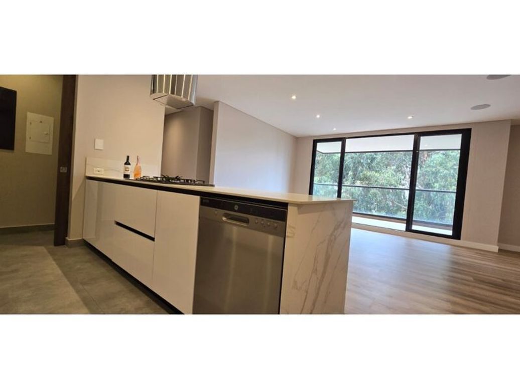 Apartamento de 3 alcobas en arriendo en Suba Naranjos, Bogotá, 173 m² · foto 14 de 20