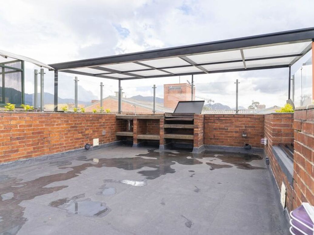 Apartamento de 2 alcobas en venta en Los Cedros, Bogotá, 101 m² · foto 16 de 20
