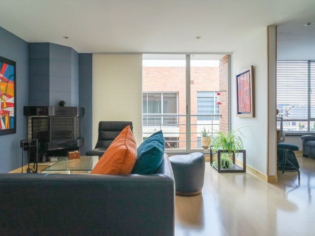 Apartamento de 2 alcobas en venta en Los Cedros, Bogotá, 101 m² · foto 4 de 20