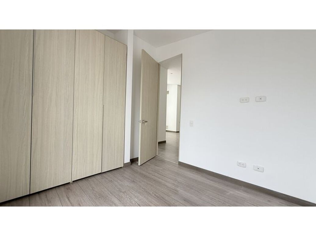 Apartamento de 3 alcobas en venta en A.S.D., Bogotá, 93 m² · foto 9 de 13