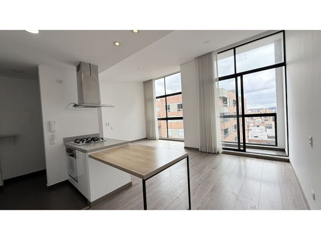 Apartamento de 3 alcobas en venta en A.S.D., Bogotá, 93 m² · foto 2 de 13