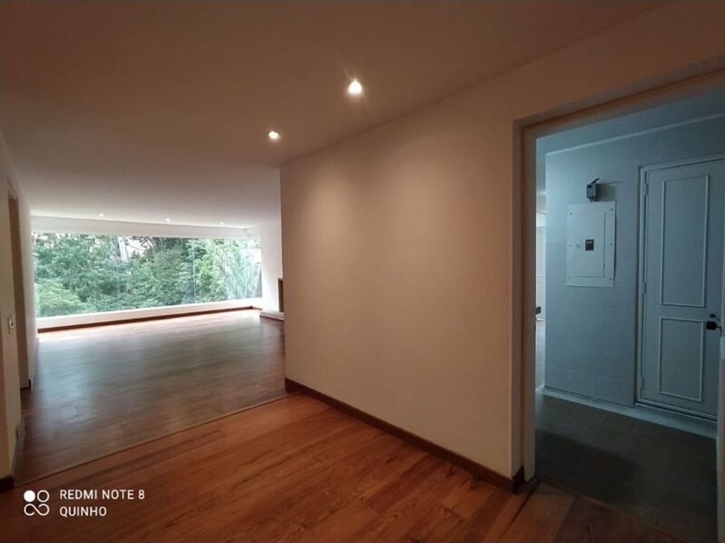 Apartamento de 3 alcobas en venta en Ub. Bosques De Medina, Bogotá, 213 m² · foto 4 de 20