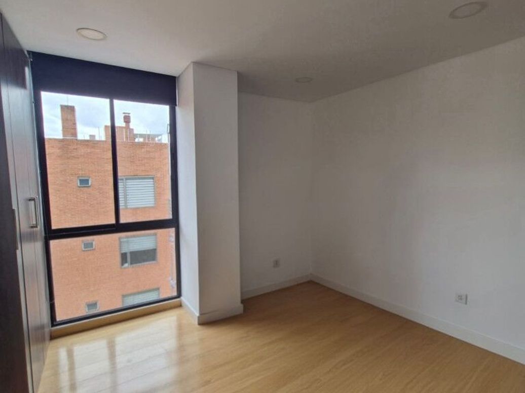 Apartamento de 3 alcobas en venta en Los Cedritos, Bogotá, 86 m² · foto 9 de 20